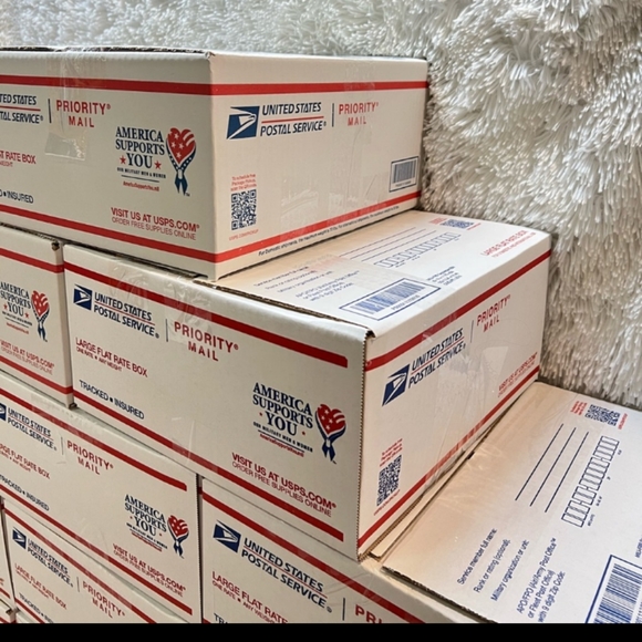 15-20 Packages Mystery Fishing Lure Box - Picture 2 of 5